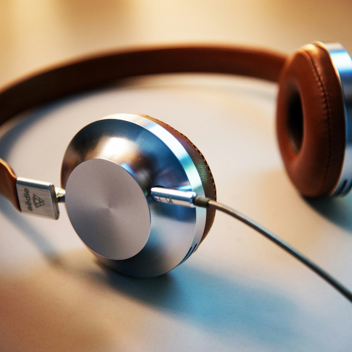 Auriculares On-Ear Estilo Retro